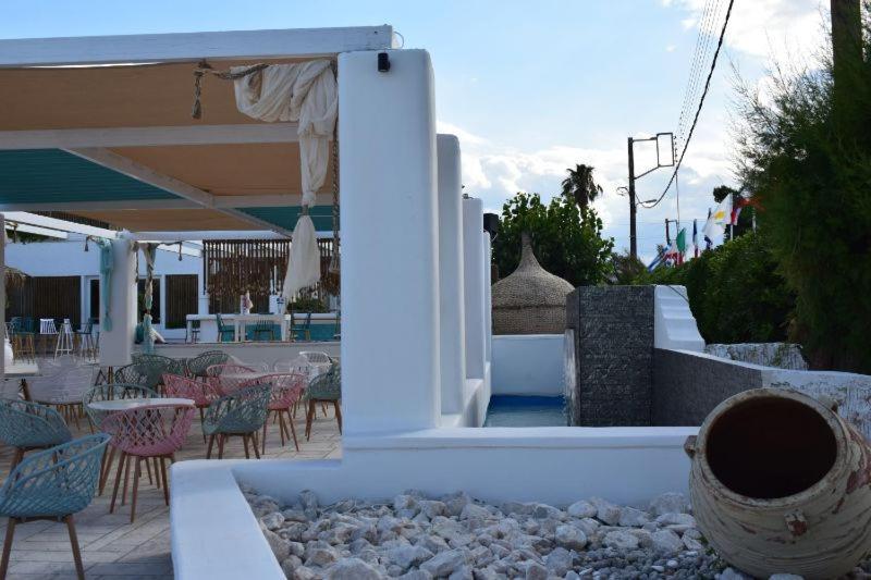 Marzi Beach And Bungalows Hotel Kokkonion Exterior photo