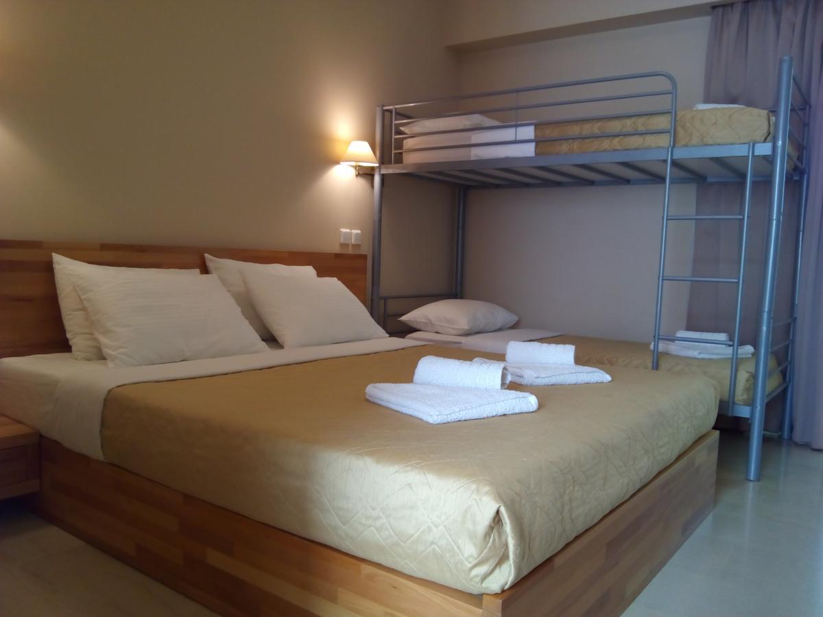 Marzi Beach And Bungalows Hotel Kokkonion Exterior photo